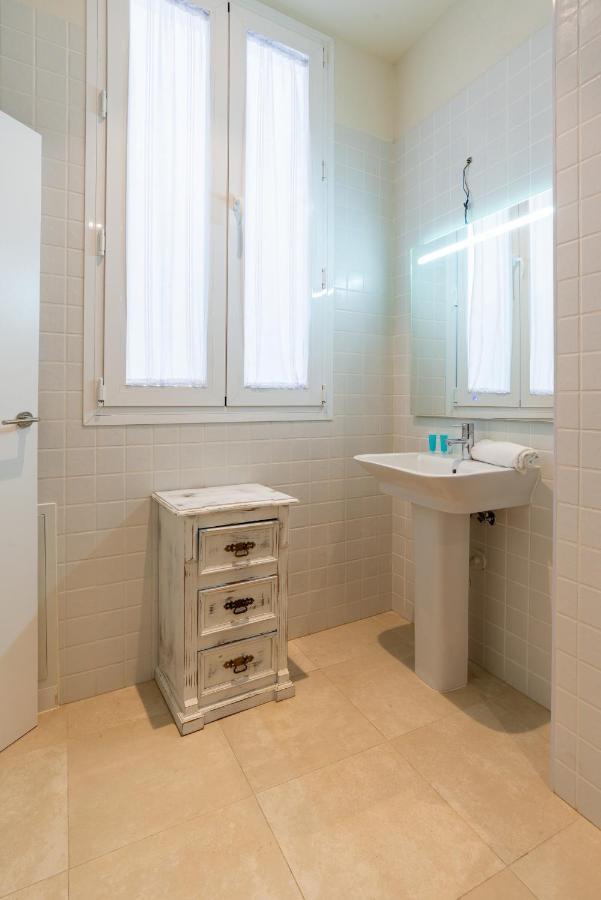 Urbe 10 Carreteria 1 Bedroom Apartment Malaga Exterior photo